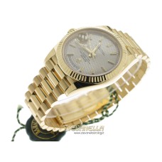 Rolex Daydate 40mm Silver Diagonal index Dial ref. 228238 nuovo